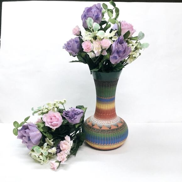 Set of 2 Faux Roses Bouquets - Picture 1 of 6